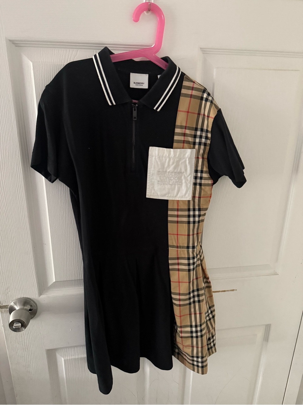 Burberry Black Jacket with Beige Nova Check Lining